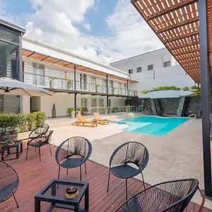 https://vibes-boutique.colombiamedellinhotels.com