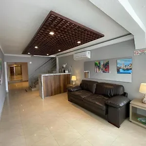 Amoek Cartagène