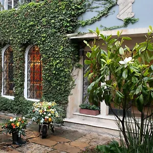 Casa Legado Hotel